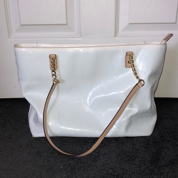 Michael Kors Handbags - Michael Kors Purse